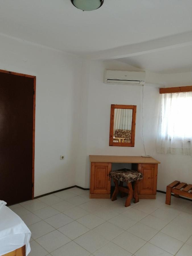 Ianakiev Guest House Csernomorec Kültér fotó