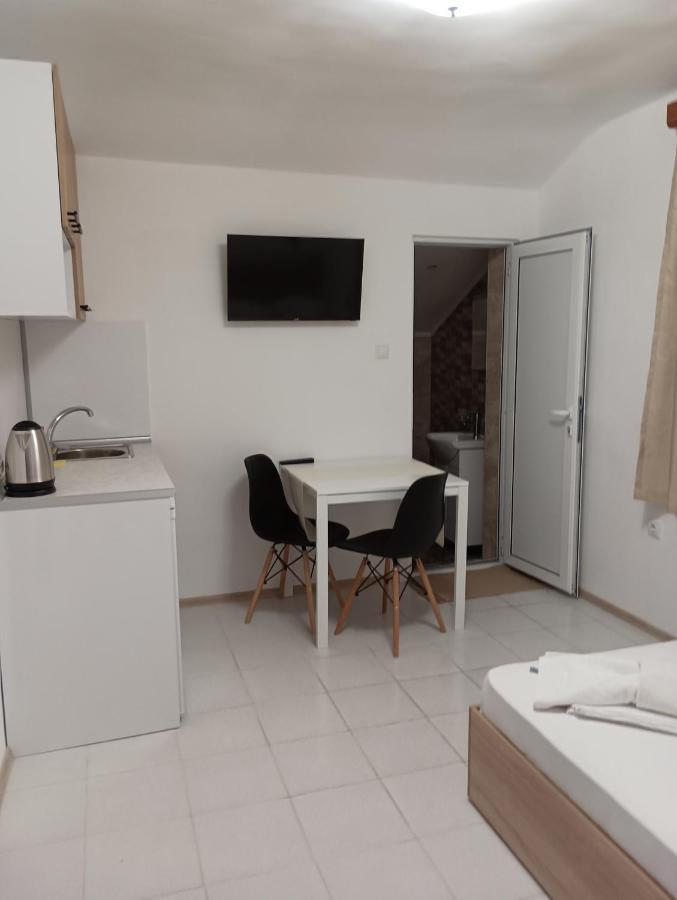 Ianakiev Guest House Csernomorec Kültér fotó